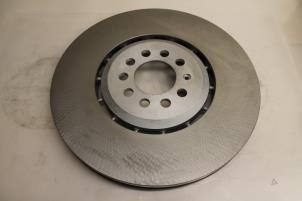 New Front brake disc Audi TT Price € 275,00 Inclusive VAT offered by Autoparts Veghel