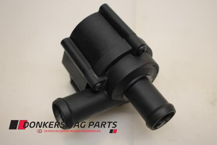 Begagnade Extra vattenpump Audi A4 Pris € 100,00 Marginaltabell erbjuds av Donkers VAG Parts