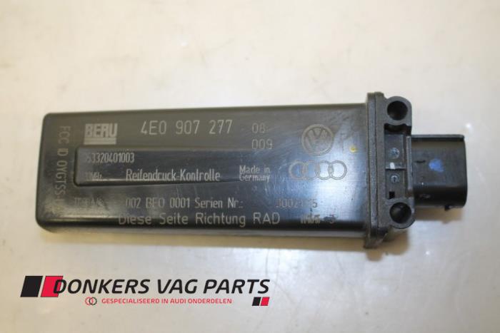 Begagnade Däcktryckssensor Audi A8 (D3) 4.0 TDI V8 32V Quattro Pris € 15,00 Marginaltabell erbjuds av Donkers VAG Parts