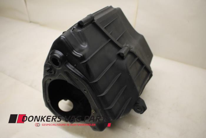 Gebrauchte Luftfiltergehäuse Audi A8 (D3) 4.0 TDI V8 32V Quattro Preis € 20,00 Margenregelung angeboten von Donkers VAG Parts