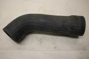 Gebrauchte Intercooler Schlauch Audi S4 Avant (B5) 2.7 V6 30V Turbo Preis € 25,00 Margenregelung angeboten von Autoparts Veghel