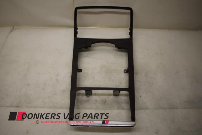 Begagnade Dekorstripe Audi A8 (D3) 4.0 TDI V8 32V Lang Quattro Pris € 10,00 Marginaltabell erbjuds av Donkers VAG Parts