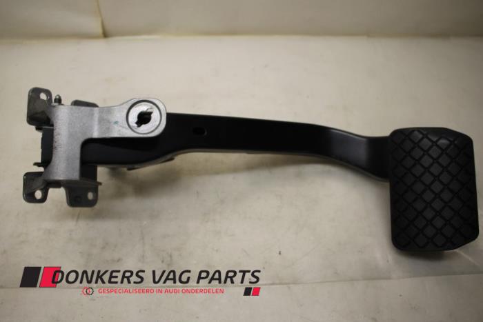 Używane Pedal hamulca Audi A8 (D3) 4.0 TDI V8 32V Lang Quattro Cena € 25,00 Procedura marży oferowane przez Donkers VAG Parts