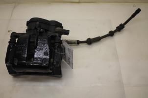 Used Rear brake calliper, left Audi S4 Price € 175,00 Margin scheme offered by Autoparts Veghel