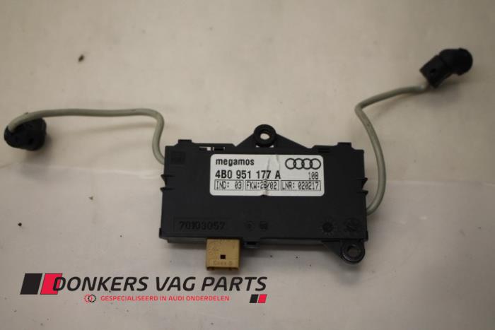 Begagnade Larmsensor Audi RS 6 (C5) RS6 4.2 V8 40V Biturbo Pris € 15,00 Marginaltabell erbjuds av Donkers VAG Parts