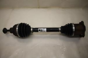 Used Front drive shaft, left Audi S8 Price € 75,00 Margin scheme offered by Autoparts Veghel