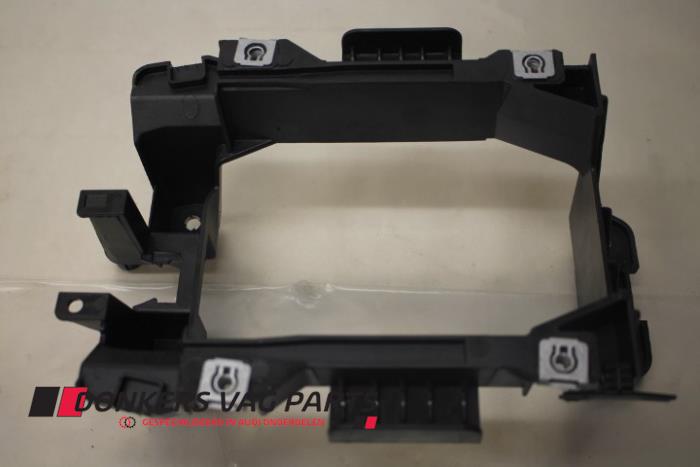 Used Miscellaneous Audi A3 Limousine (8VS/8VM) 2.0 TFSI 16V Price € 8,00 Inclusive VAT offered by Donkers VAG Parts