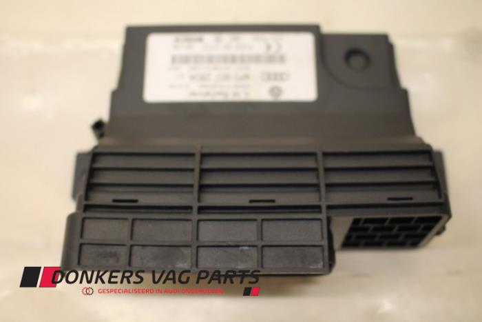 Used Body control computer Audi A6 (C6) 3.0 TDI V6 24V Quattro Price € 25,00 Margin scheme offered by Donkers VAG Parts
