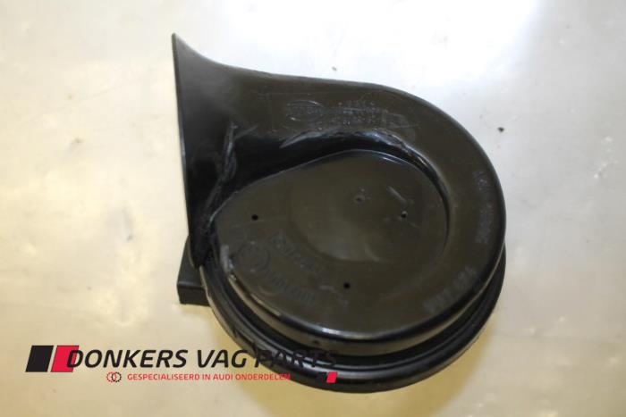 Używane Klakson Audi A3 Cabriolet (8P7) 1.6 TDI 16V Cena € 15,00 Procedura marży oferowane przez Donkers VAG Parts