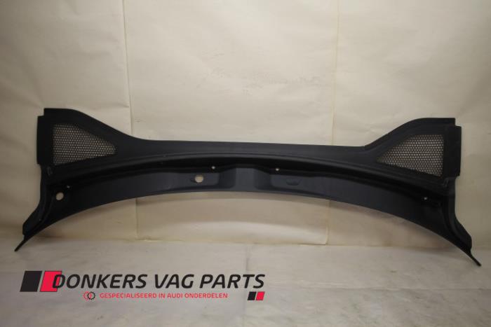 Używane Parawan Audi A3 Cena € 25,00 Procedura marży oferowane przez Donkers VAG Parts