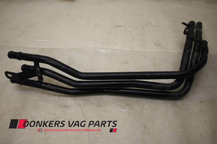 Begagnade Vattenrör Audi A6 Avant (C6) 3.0 TDI V6 24V Quattro Pris € 15,00 Marginaltabell erbjuds av Donkers VAG Parts