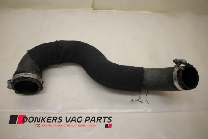 Usagé Tuyau intercooler Audi A5 (8T3) 1.8 TFSI 16V Prix € 10,00 Règlement à la marge proposé par Donkers VAG Parts