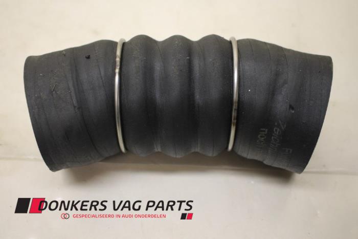Gebrauchte Intercooler Schlauch Audi RS 6 Avant (C6) RS6 5.0 V10 40V TFSI Preis € 35,00 Margenregelung angeboten von Donkers VAG Parts