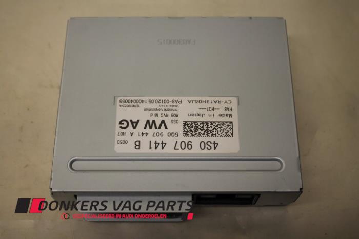 Używane Modul kamery Audi A8 (D4) 4.0 V8 32V TFSI Quattro Cena € 200,01 Z VAT oferowane przez Donkers VAG Parts