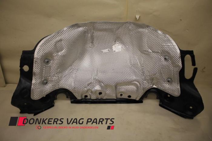 Używane Parawan Audi A8 (D4) 4.0 V8 32V TFSI Quattro Cena € 20,00 Z VAT oferowane przez Donkers VAG Parts