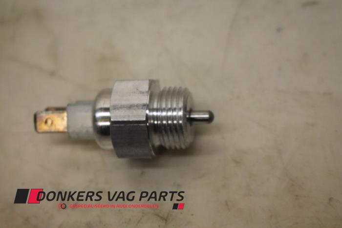 Nuevos Interruptor Audi 80 Precio € 60,00 IVA incluido ofrecido por Donkers VAG Parts