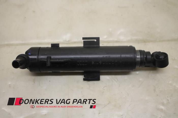 Używane Spryskiwacz reflektorów Audi S8 (D4) 4.0 V8 TFSI 32V Cena € 60,00 Procedura marży oferowane przez Donkers VAG Parts