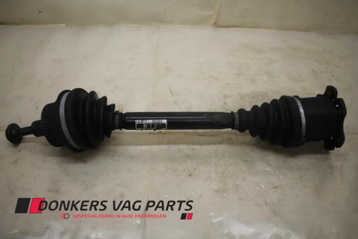 Gebrauchte Antriebswelle links vorne Audi RS 6 Avant (C5) RS6 4.2 V8 40V Biturbo Preis € 50,00 Margenregelung angeboten von Donkers VAG Parts