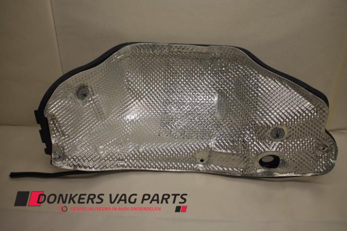 Używane Parawan Audi S6 (C7) 4.0 V8 TFSI Cena € 34,99 Z VAT oferowane przez Donkers VAG Parts