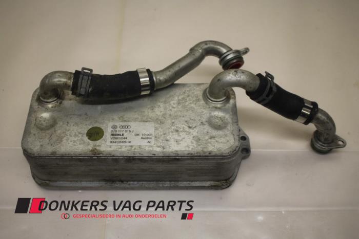 Gebrauchte Ölkühler Audi S6 (C7) 4.0 V8 TFSI Preis € 175,00 Mit Mehrwertsteuer angeboten von Donkers VAG Parts