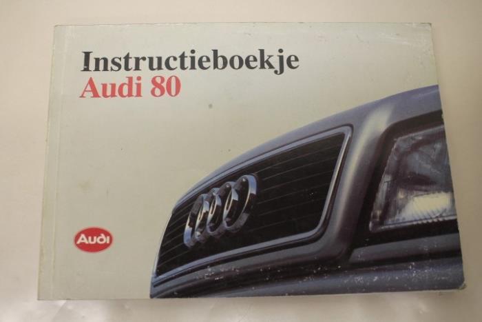 Betriebsanleitung van een Audi 80