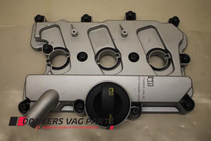 Usagé Couvercle soupapes Audi A6 Avant (C7) 3.0 V6 24V TFSI Quattro Prix € 60,00 Prix TTC proposé par Donkers VAG Parts