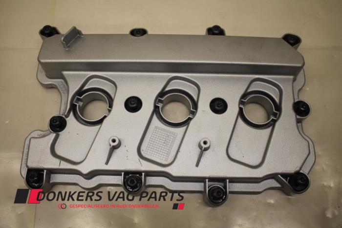 Usagé Couvercle soupapes Audi A6 Avant (C7) 3.0 V6 24V TFSI Quattro Prix € 60,00 Prix TTC proposé par Donkers VAG Parts