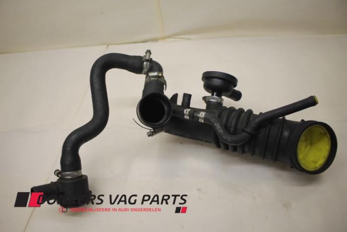 Begagnade Lufttratt Audi A4 Pris € 35,00 Marginaltabell erbjuds av Donkers VAG Parts