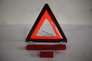 Used Warning triangle Audi A6 Price € 10,00 Margin scheme offered by Autoparts Veghel