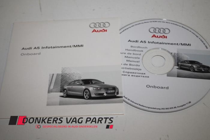 Używane Odtwarzacz CD (rózne) Audi A5 Cena € 15,00 Procedura marży oferowane przez Donkers VAG Parts
