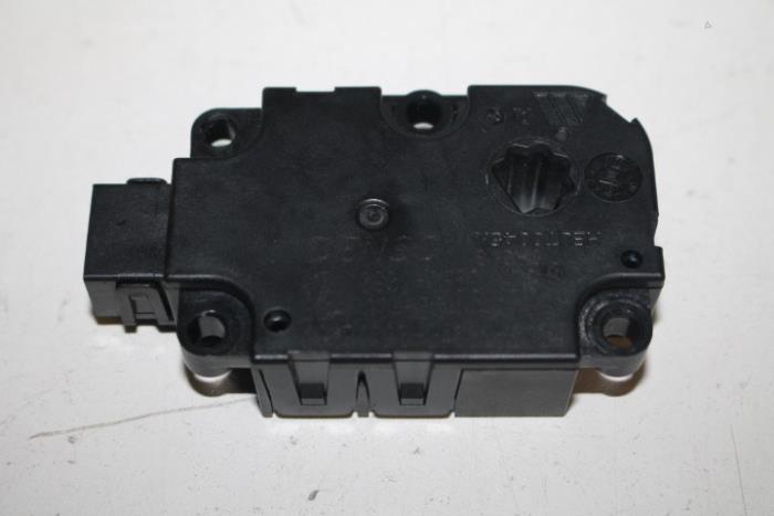 Heater valve motor from a Audi S8
