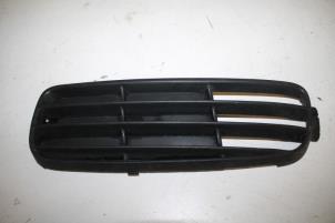 Used Bumper grille Audi 80 Price € 8,00 Margin scheme offered by Autoparts Veghel