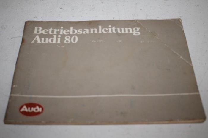 Instrucciones(varios) de un Audi 80