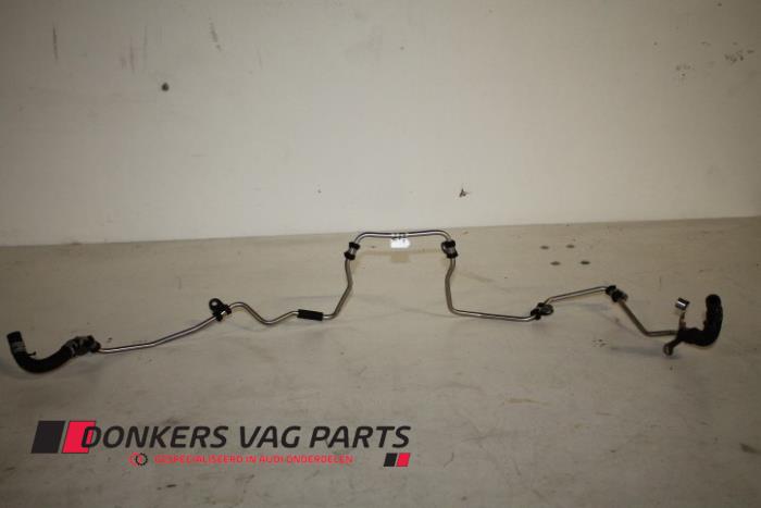 Usagé Conduit de carburant Audi RS7 Sportback (4GA/4GF) 4.0 V8 TFSI 32V Prix € 60,00 Prix TTC proposé par Donkers VAG Parts