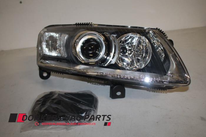 Nowe Reflektor prawy Audi A6 Cena € 181,50 Z VAT oferowane przez Donkers VAG Parts