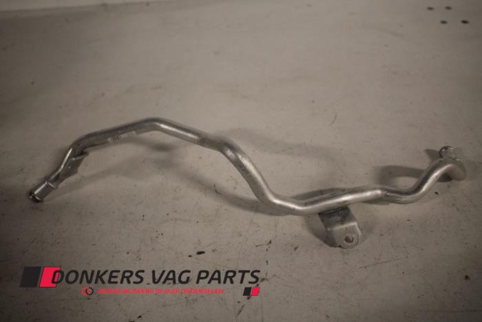 Begagnade Vattenrör Audi S8 (D4) 4.0 V8 TFSI 32V Pris € 20,00 Inklusive moms erbjuds av Donkers VAG Parts