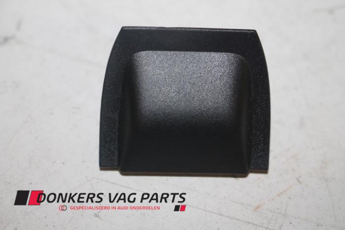 Begagnade Ljussensor Audi S8 (D4) 4.0 V8 TFSI 32V Pris € 17,00 Inklusive moms erbjuds av Donkers VAG Parts