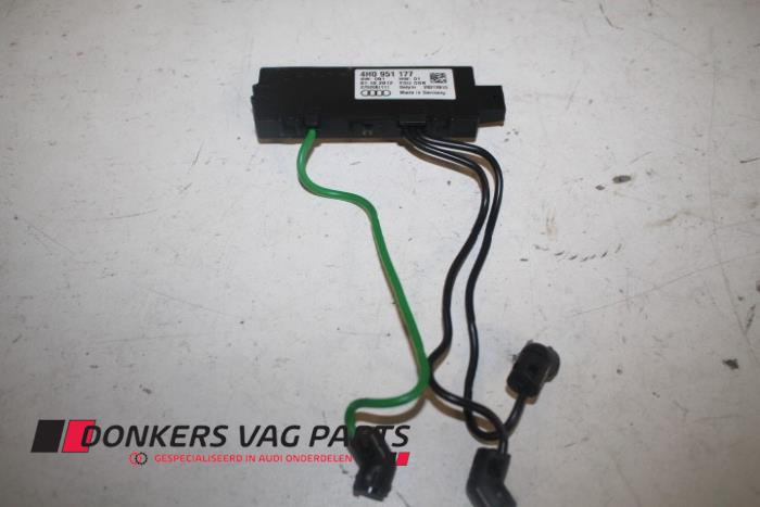 Begagnade Larmsensor Audi S8 (D4) 4.0 V8 TFSI 32V Pris € 75,00 Inklusive moms erbjuds av Donkers VAG Parts