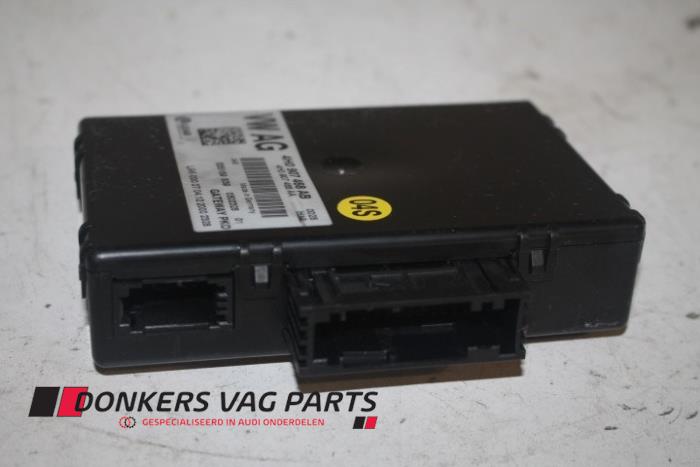 Usados Módulo Gateway Audi S8 (D4) 4.0 V8 TFSI 32V Precio € 100,00 Norma de margen ofrecido por Donkers VAG Parts