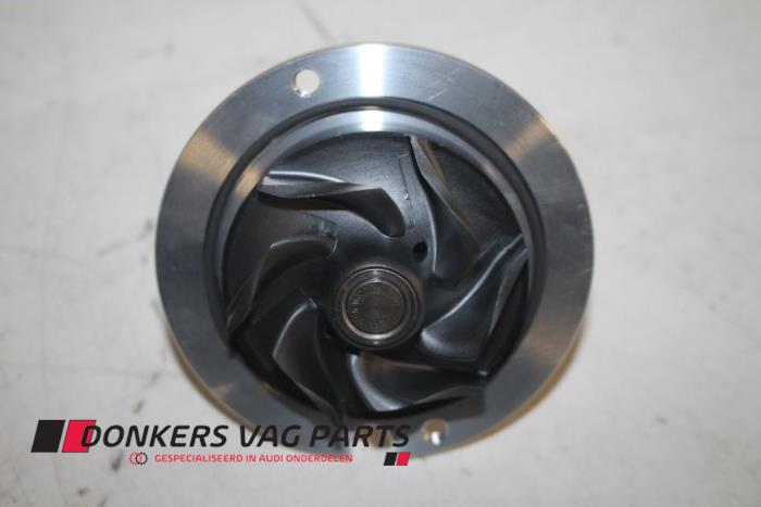 Nya Vattenpump Audi RS 6 (C6) RS6 5.0 V10 40V TFSI Pris € 809,07 Inklusive moms erbjuds av Donkers VAG Parts