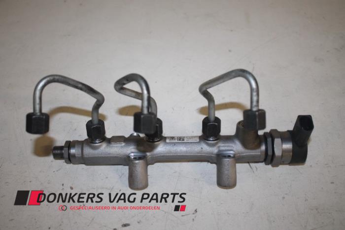 Used Fuel distributor Audi A4 Avant (B8) 3.0 TDI 204 V6 24V Price € 250,01 Inclusive VAT offered by Donkers VAG Parts
