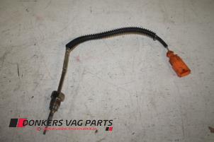 Auspuff Temperatursensor van een Audi A6 Allroad Quattro (C7) 3.0 TDI V6 24V 2013