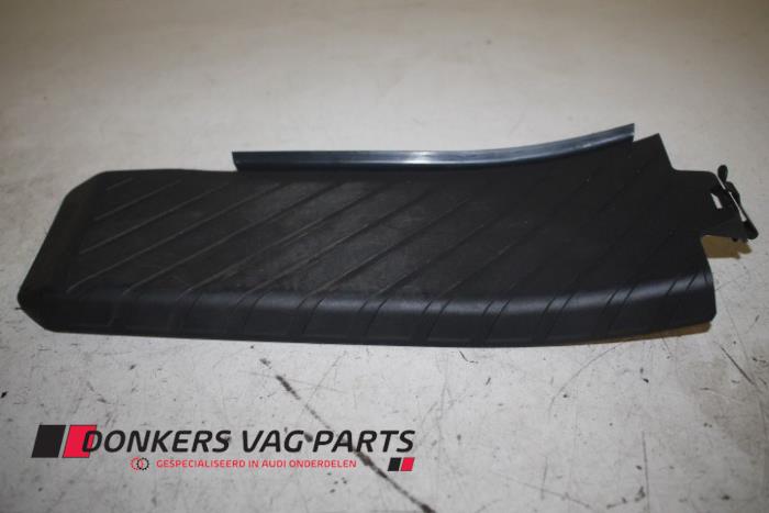 Używane Stopien Audi A7 Cena € 10,00 Procedura marży oferowane przez Donkers VAG Parts