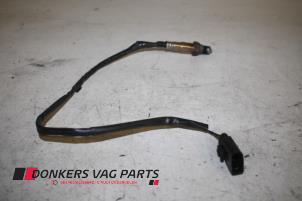 Sonde lambda d'un Audi A4 Avant (B8) 2.0 TFSI 16V 2009