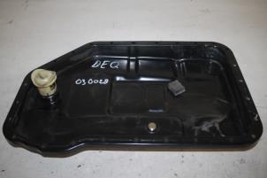 Used Gearbox cover Audi A4 Price € 75,00 Margin scheme offered by Autoparts Veghel
