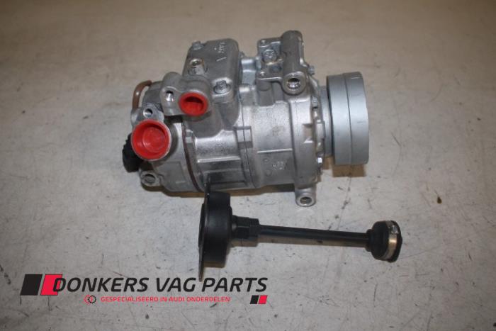 Usagé Compresseur de clim Audi RS 6 Avant (C7) 4.0 V8 TFSI 32V Prix € 175,00 Prix TTC proposé par Donkers VAG Parts