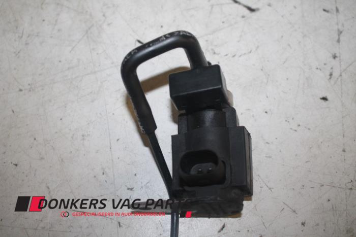 Begagnade Vakuumventil Audi A4 Pris € 17,50 Marginaltabell erbjuds av Donkers VAG Parts