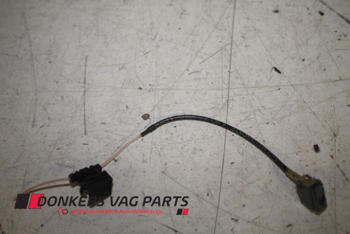 Używane Antena (rózne) Audi RS 6 Avant (C7) 4.0 V8 TFSI 32V Cena € 12,00 Procedura marży oferowane przez Donkers VAG Parts