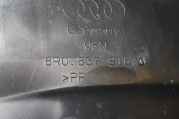 Türschild 4-türig rechts vorne van een Audi Q5