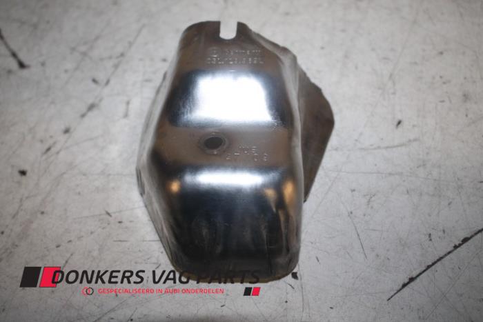 Engine bay heat shield​